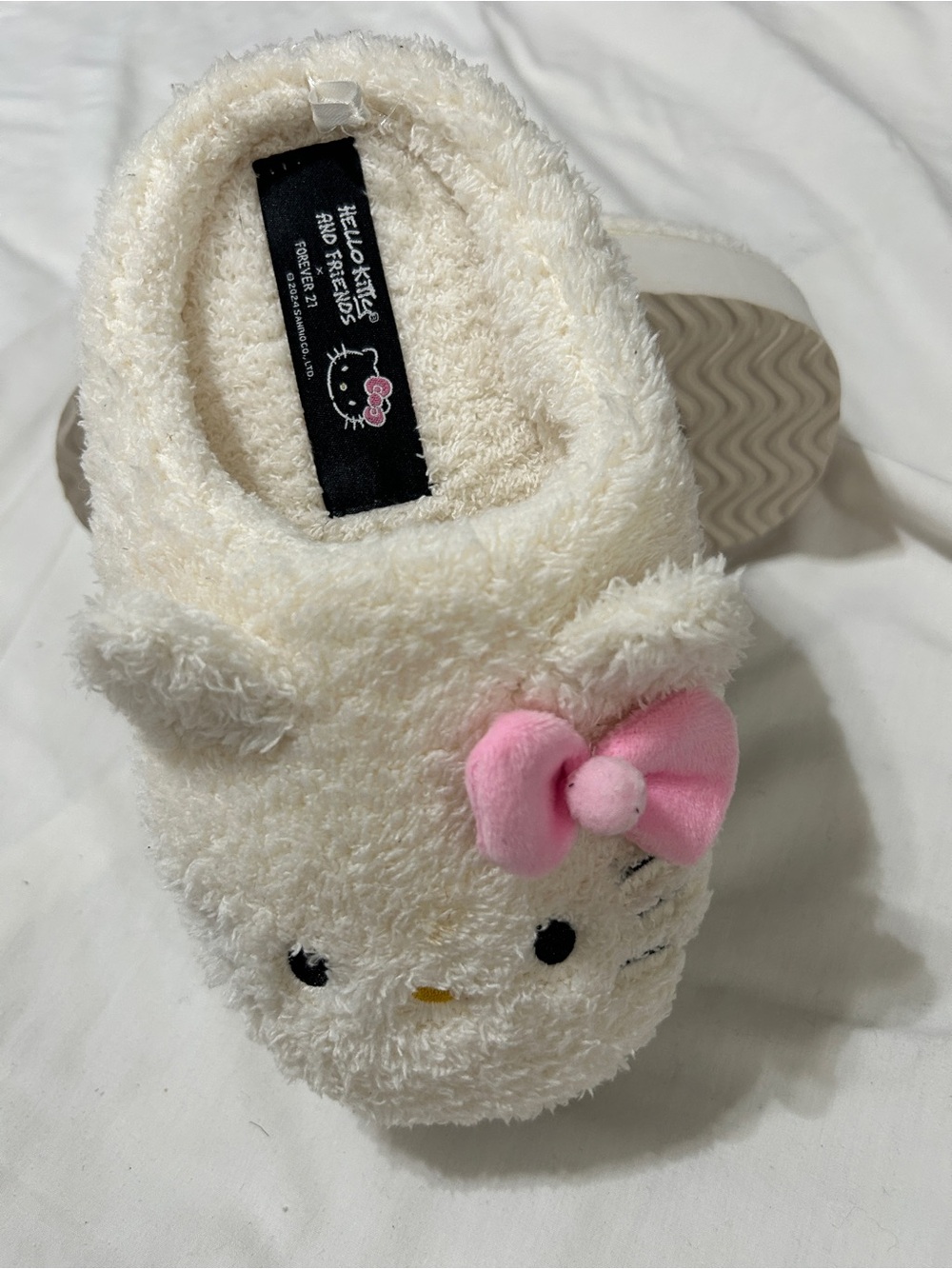 Forever 21 Kids Cream Fuzzy Hello Kitty Slip-On Boots - Picture 4 of 11